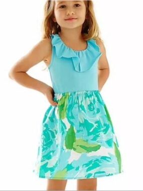 Lilly Pulitzer Little Loraine First
Impressions Poolside Blue Dress Holy Grail